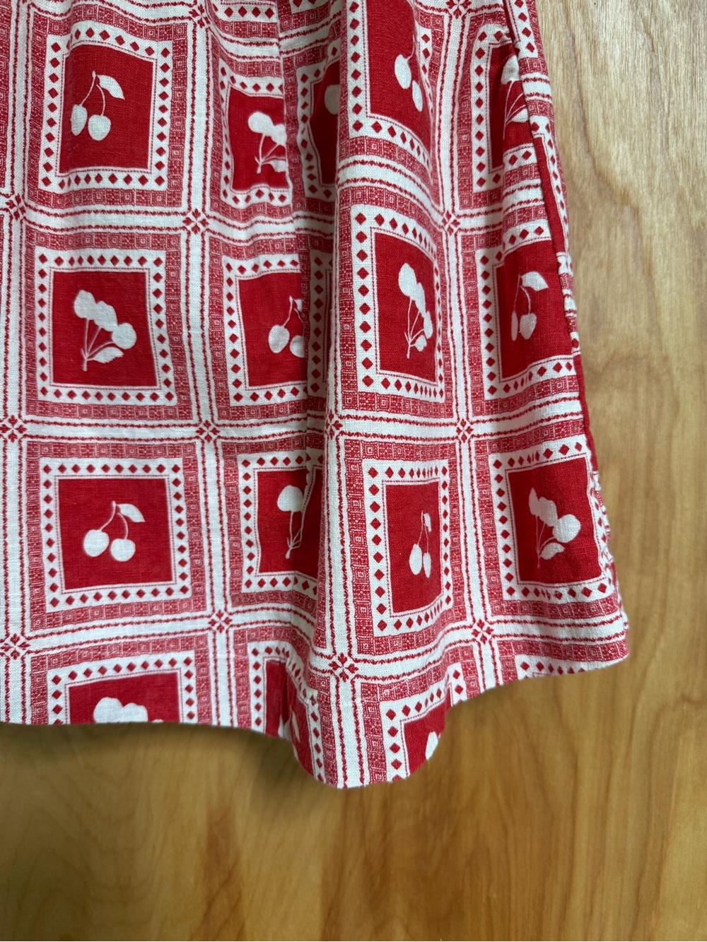 Small Abercrombie & Fitch Red + White Cherry Print Halter Mini Dress - Picture 14 of 15